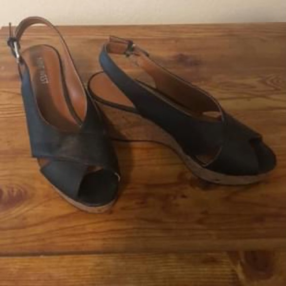 Nine West Shoes - Nine West black wedges